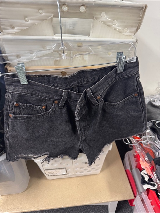 Levi's Pants - Levi Strauss 501 shorts size 27 // 071768